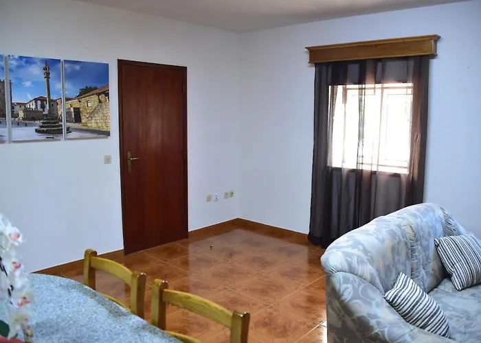 Casa Da Barreira 121202/al Feriehus Casal Vasco